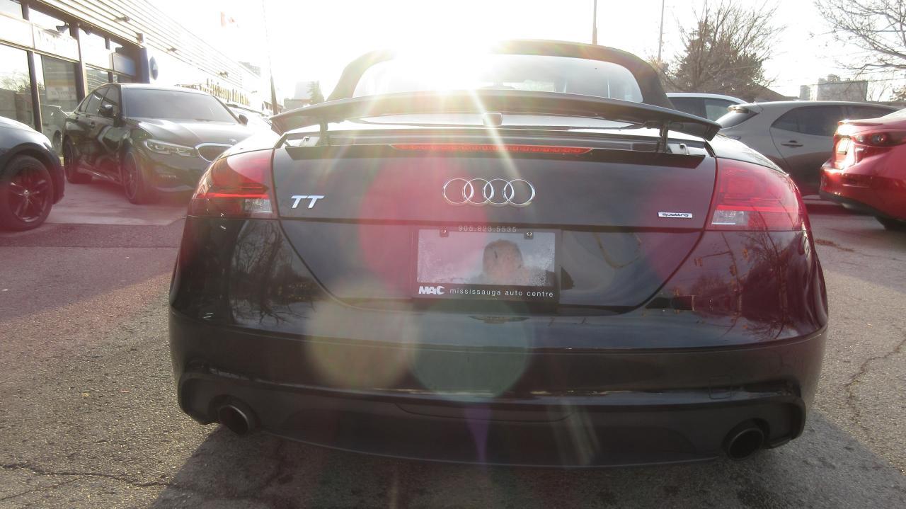2013 Audi TT Roadster 2 portes quattro 2,0T - Photo #11