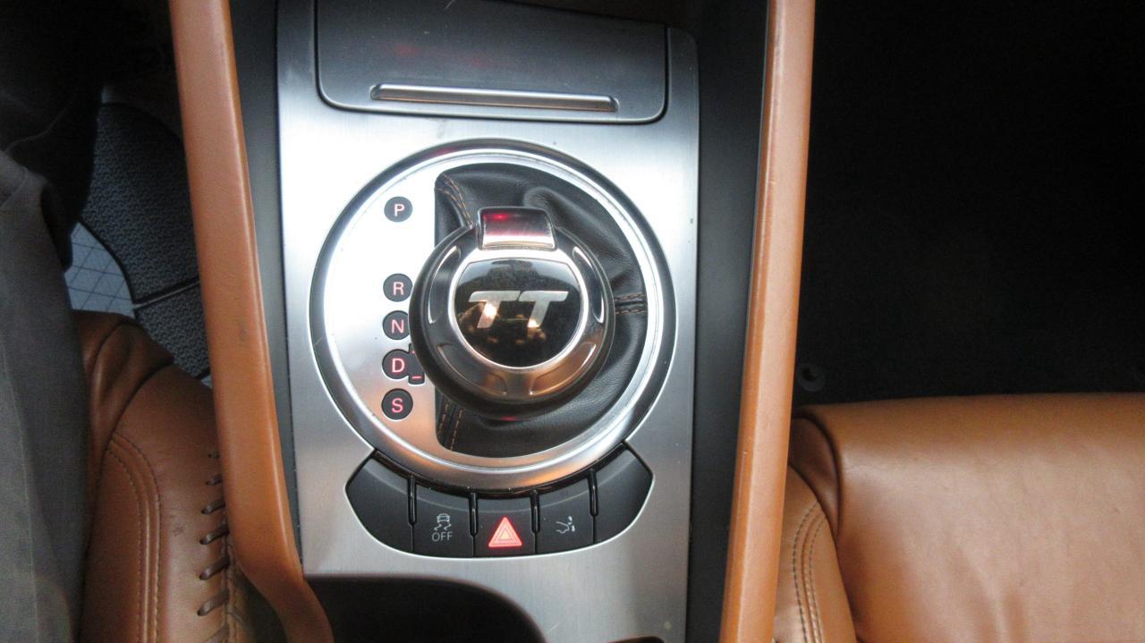 2013 Audi TT Roadster 2 portes quattro 2,0T - Photo #27