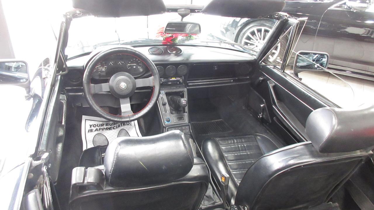 1988 Alfa Romeo Spider InjectionGraduate Spyder - Photo #13