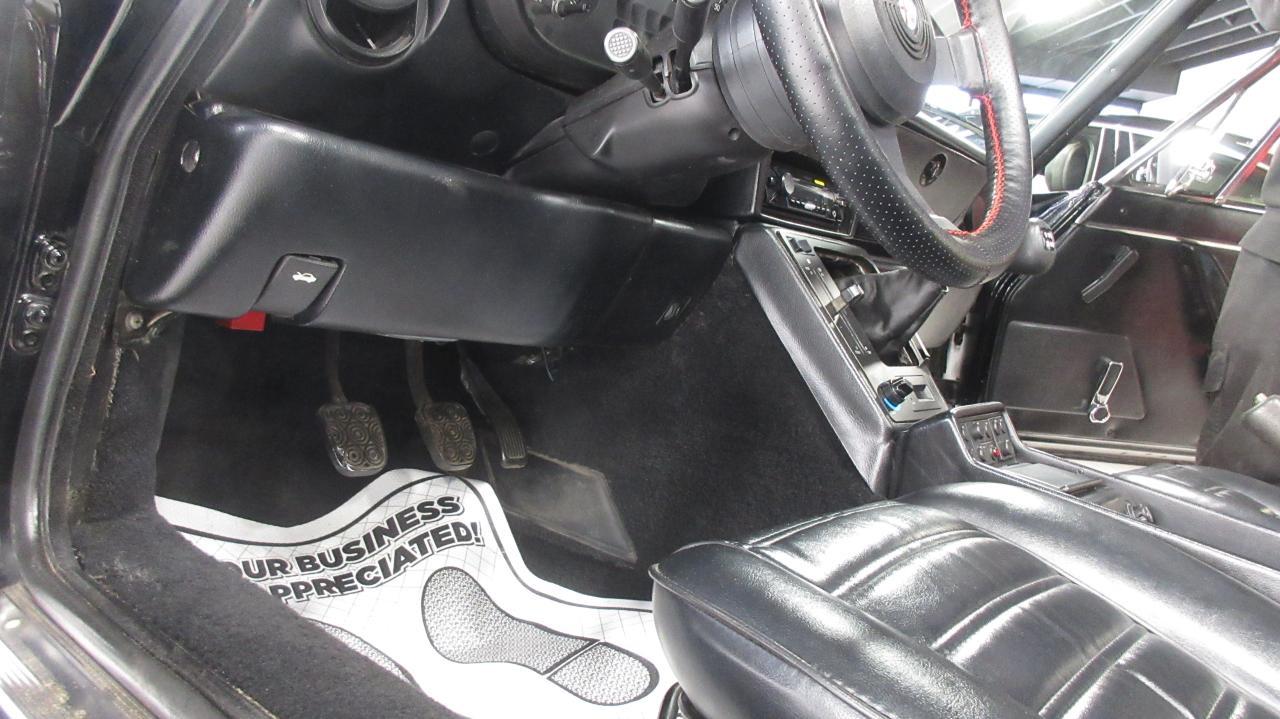 1988 Alfa Romeo Spider InjectionGraduate Spyder - Photo #19