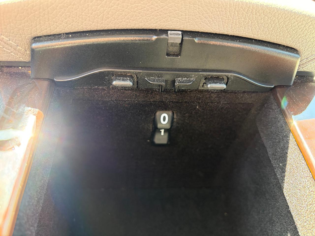 2009 Mercedes-Benz S-Class 5.5L V8 Photo
