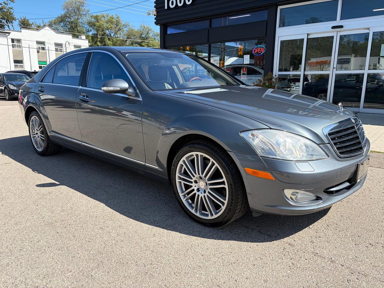 2009 Mercedes-Benz S-Class 5.5L V8 Photo
