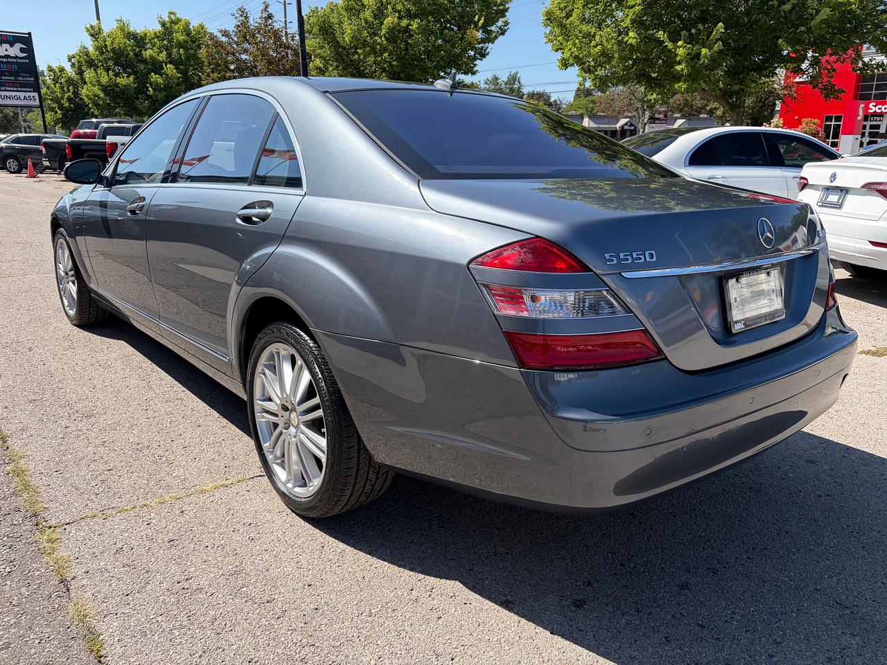 2009 Mercedes-Benz S-Class 5.5L V8 Photo