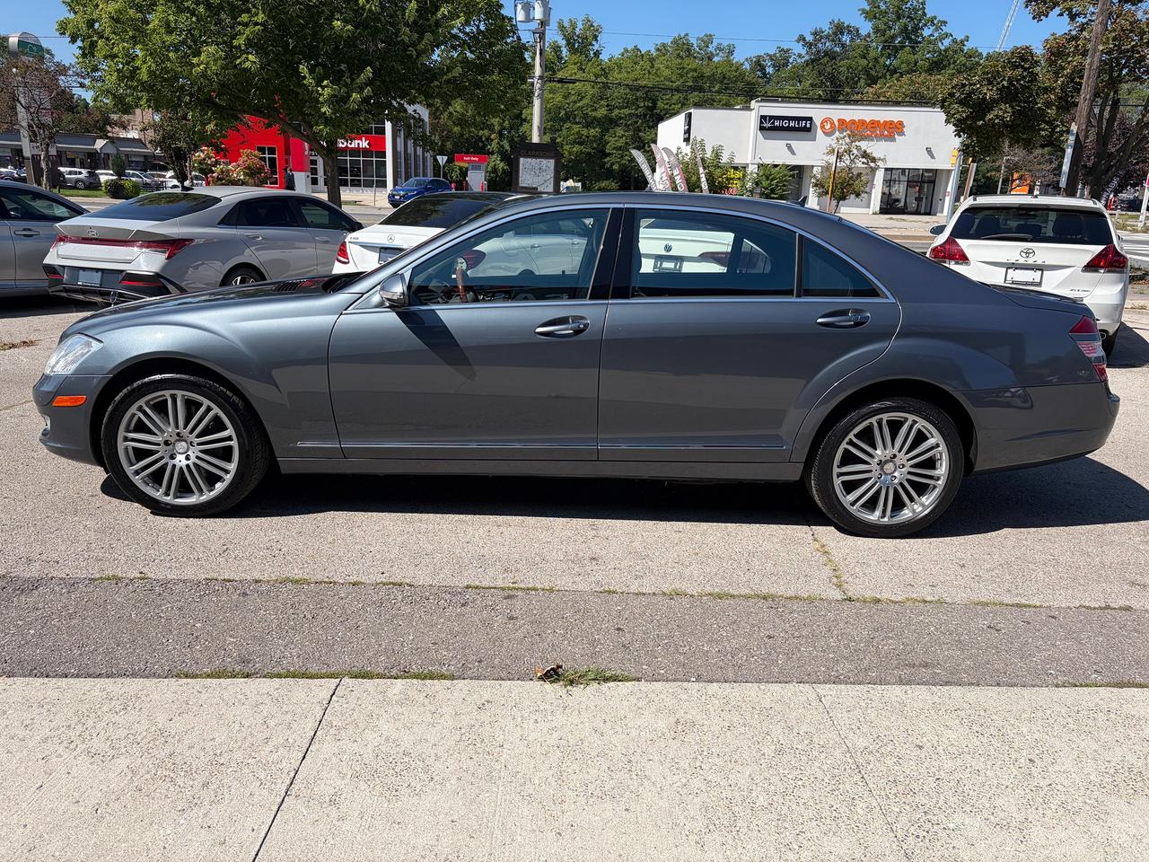 2009 Mercedes-Benz S-Class 5.5L V8 Photo