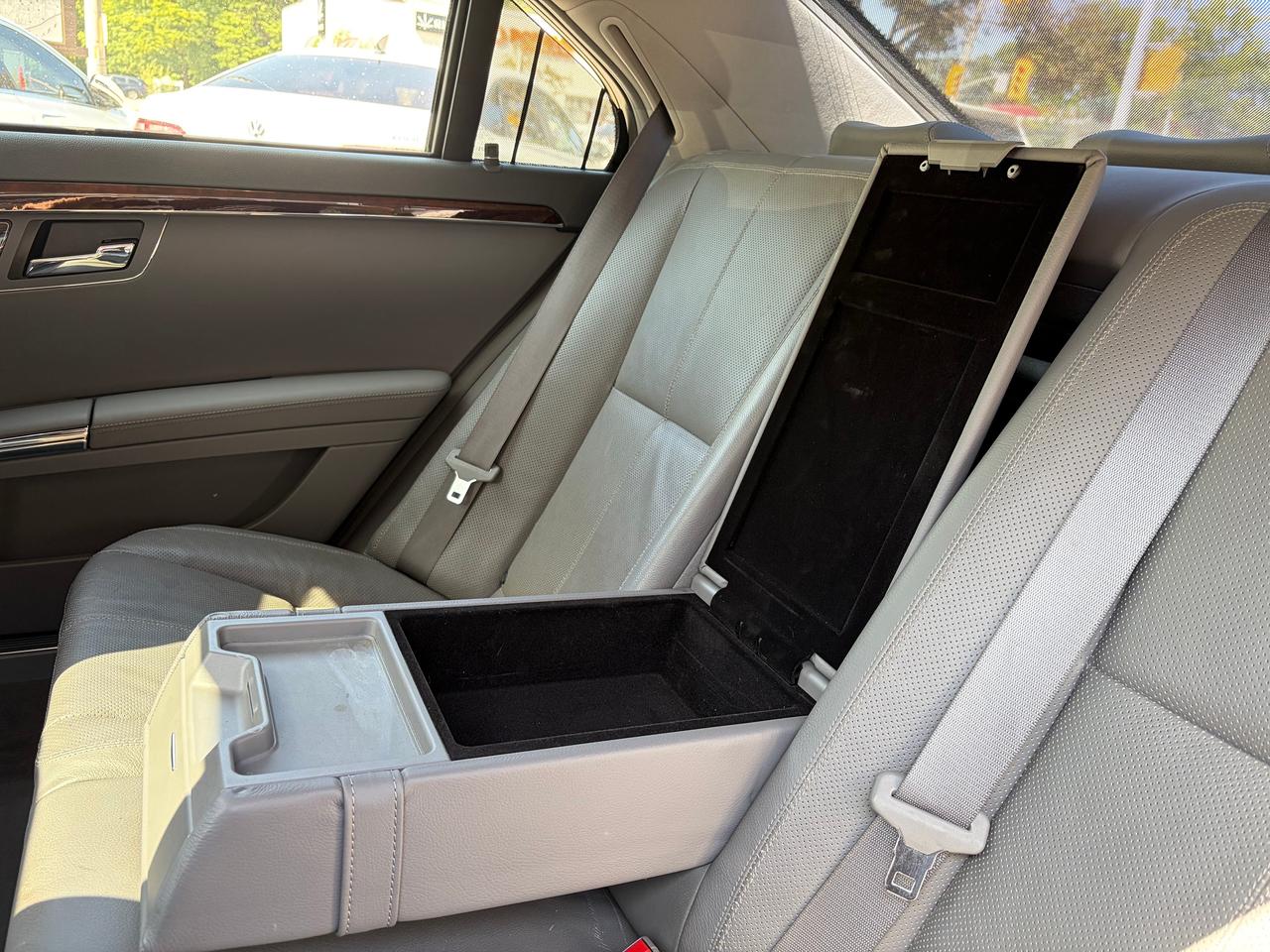 2009 Mercedes-Benz S-Class 5.5L V8 Photo