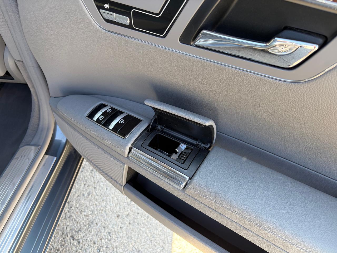 2009 Mercedes-Benz S-Class 5.5L V8 Photo