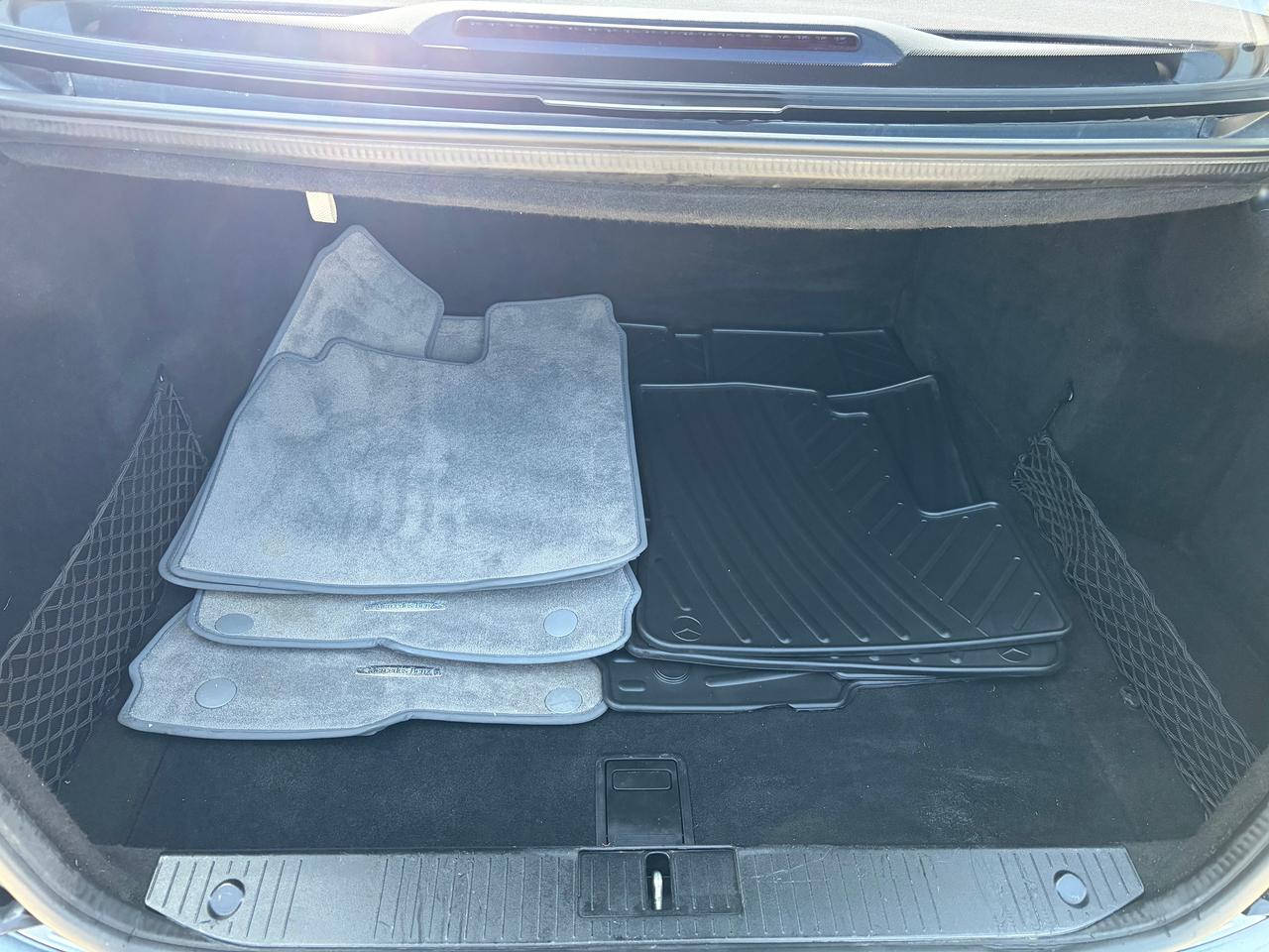 2009 Mercedes-Benz S-Class 5.5L V8 Photo