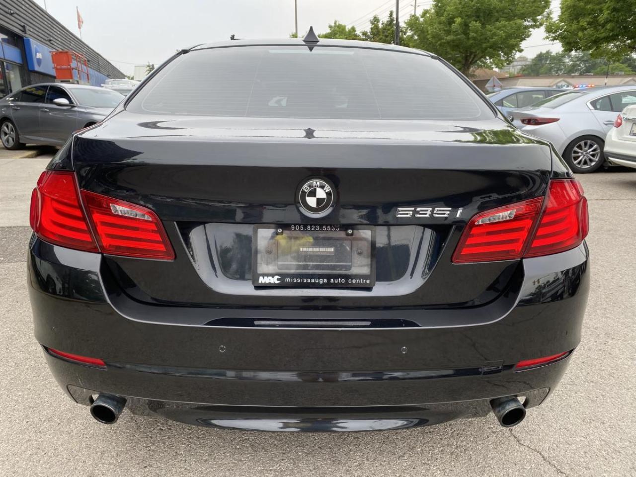 2011 BMW 535 Traction intégrale xDrive 535i Berline 4 portes - Photo #4