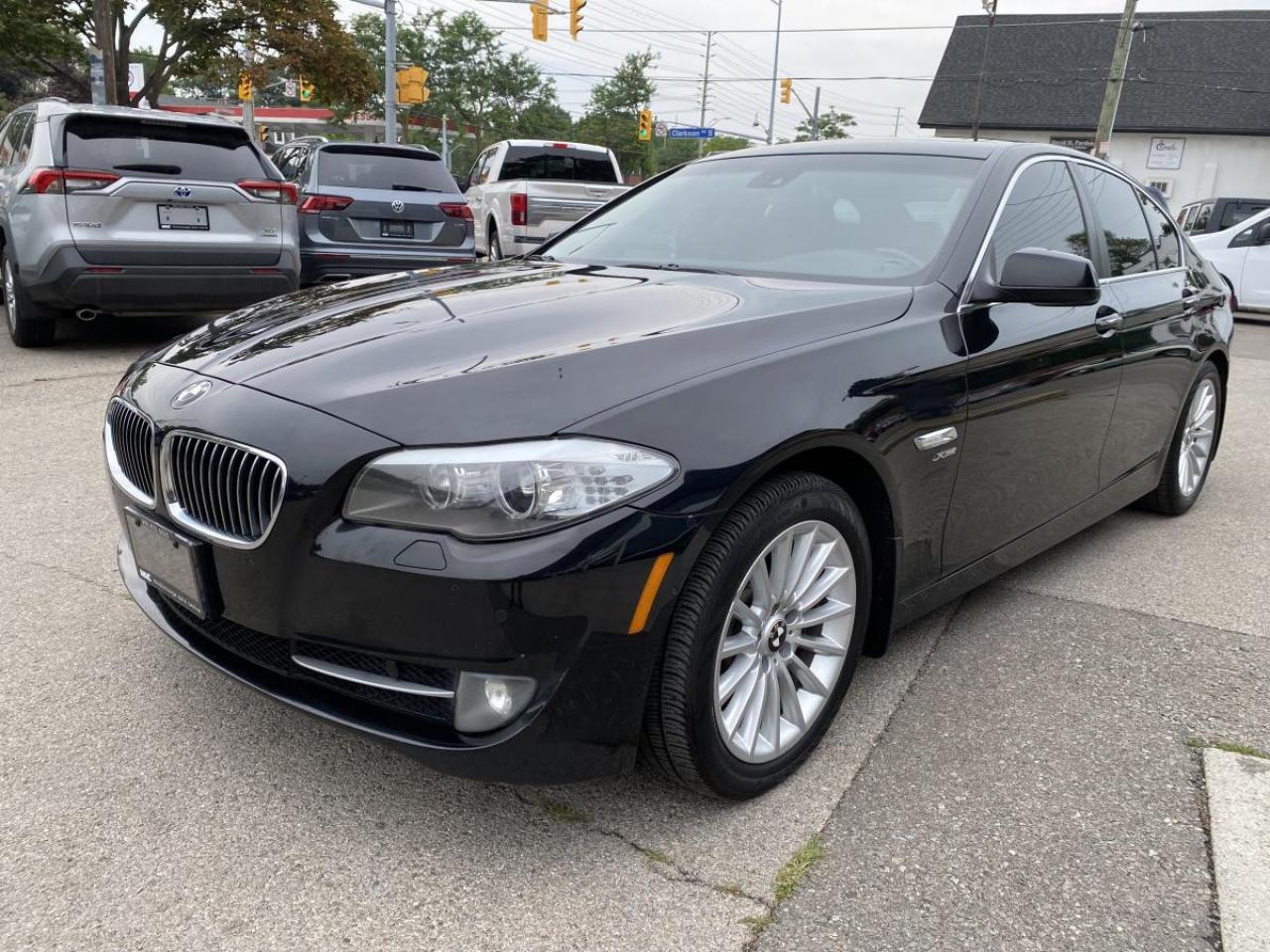 2011 BMW 535 Traction intégrale xDrive 535i Berline 4 portes