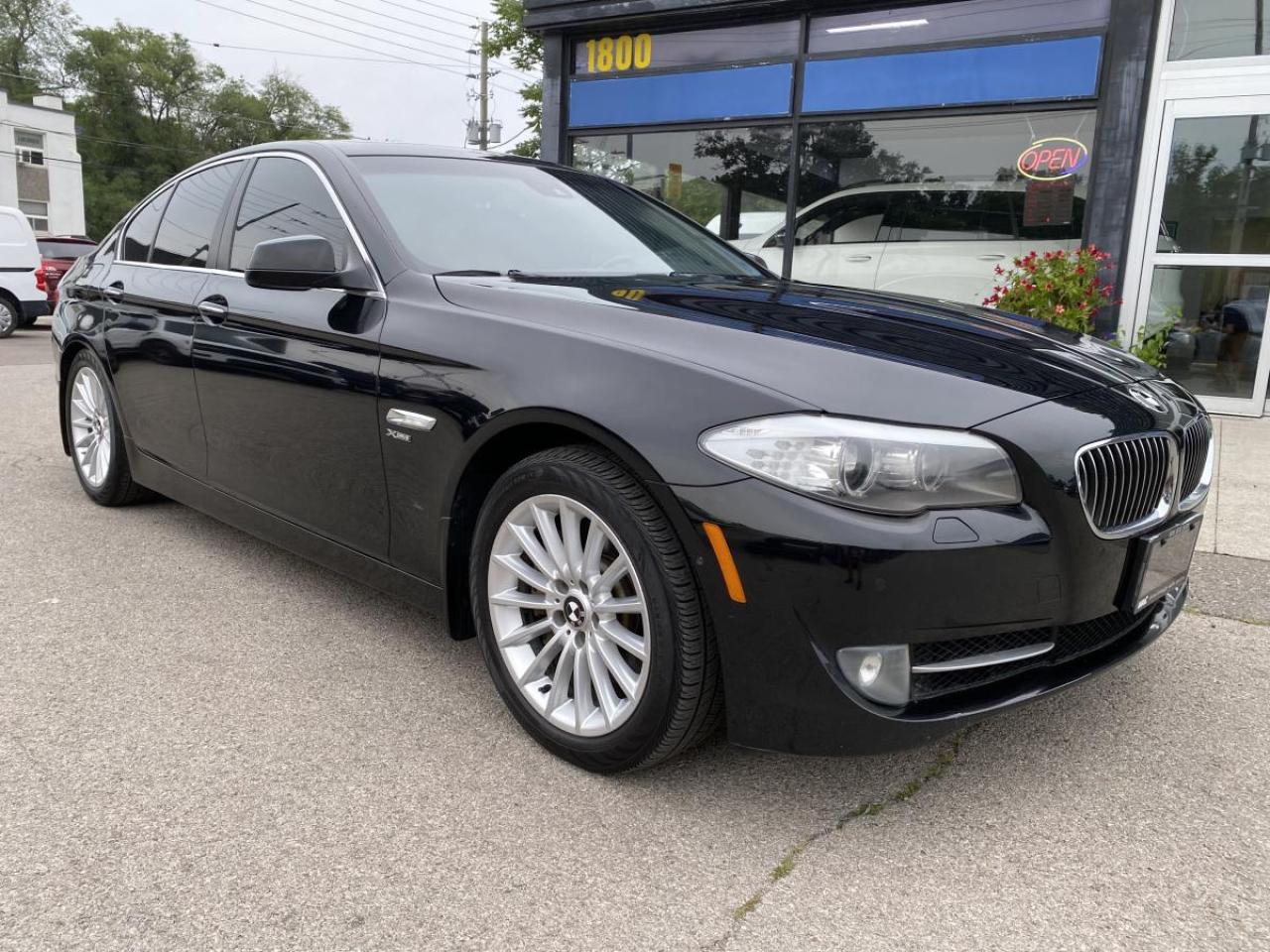 2011 BMW 535 Traction intégrale xDrive 535i Berline 4 portes - Photo #7