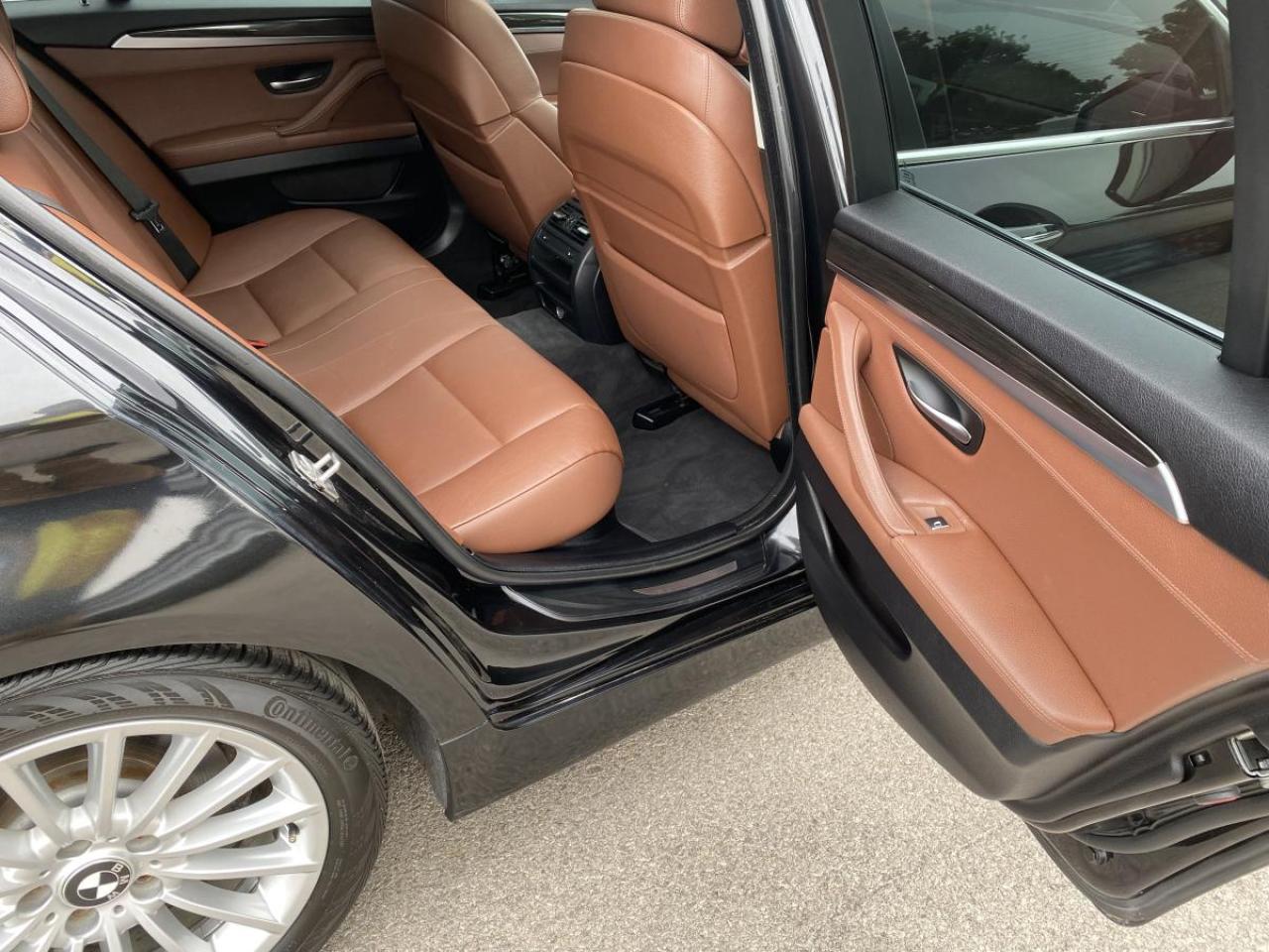 2011 BMW 535 Traction intégrale xDrive 535i Berline 4 portes - Photo #20