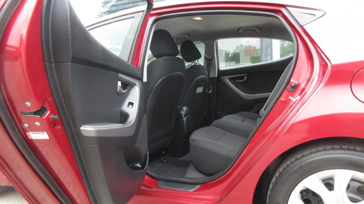 2016 Hyundai Elantra Berline 4 portes, boîte automatique, GL - Photo #19