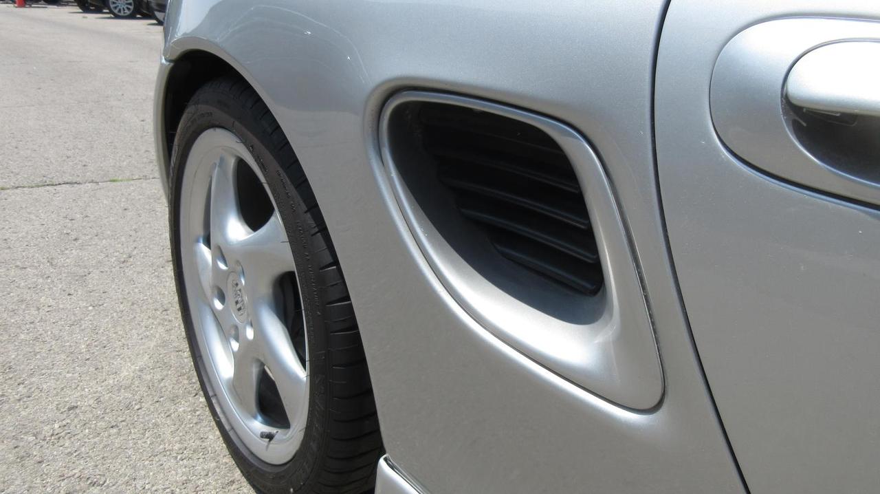 2002 Porsche Boxster  Photo