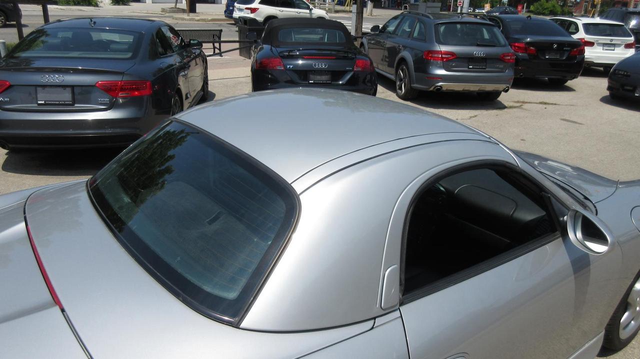 2002 Porsche Boxster  Photo