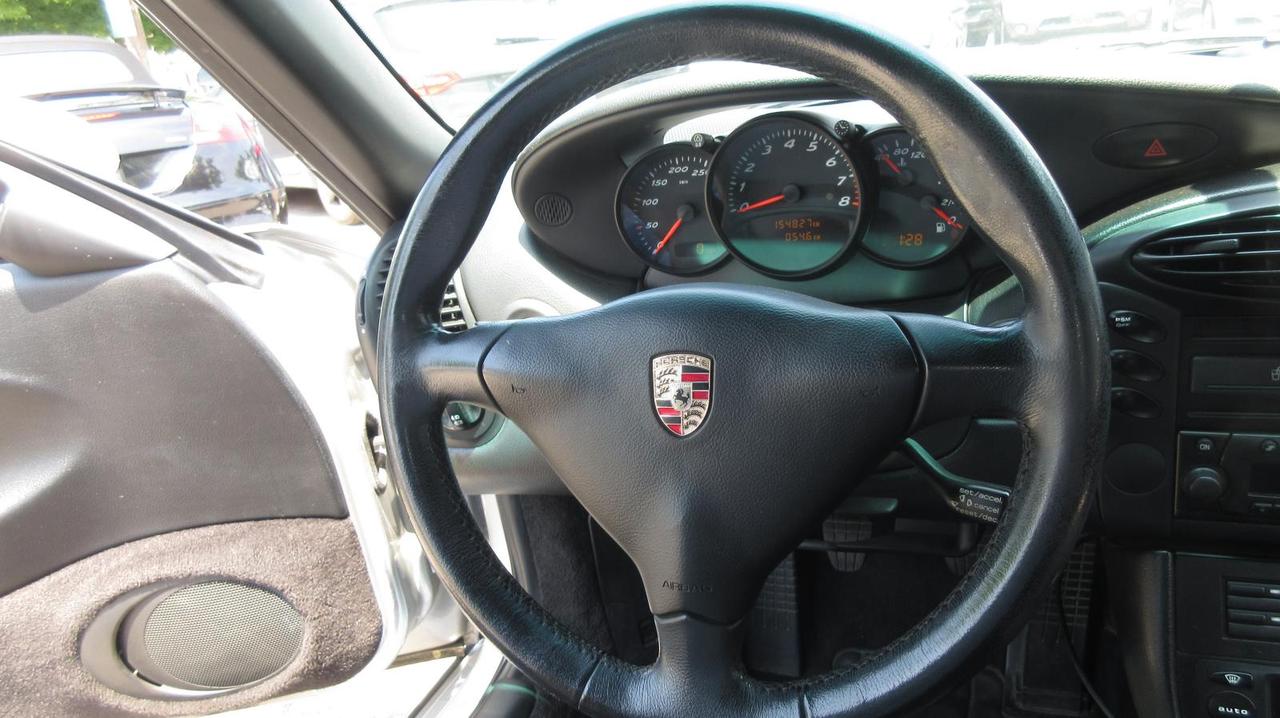 2002 Porsche Boxster  Photo