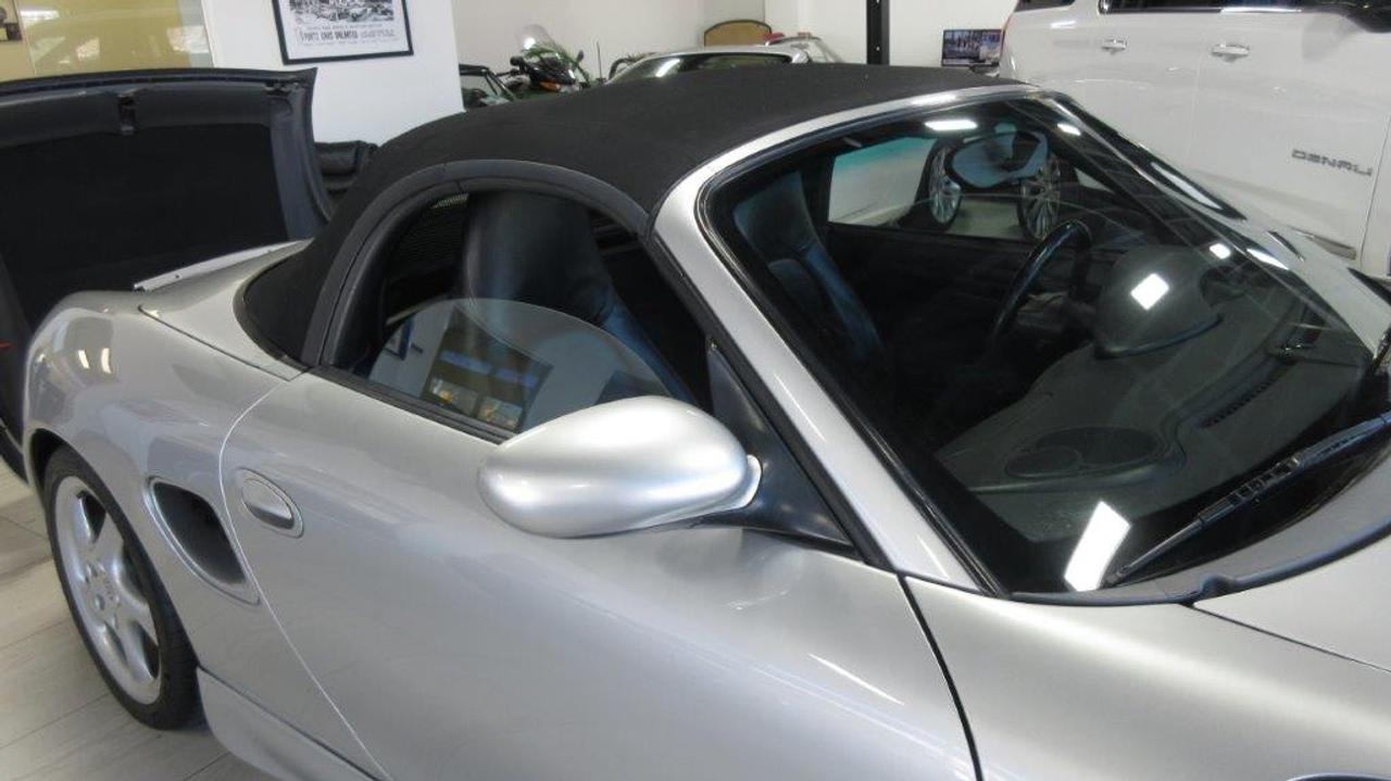 2002 Porsche Boxster  Photo