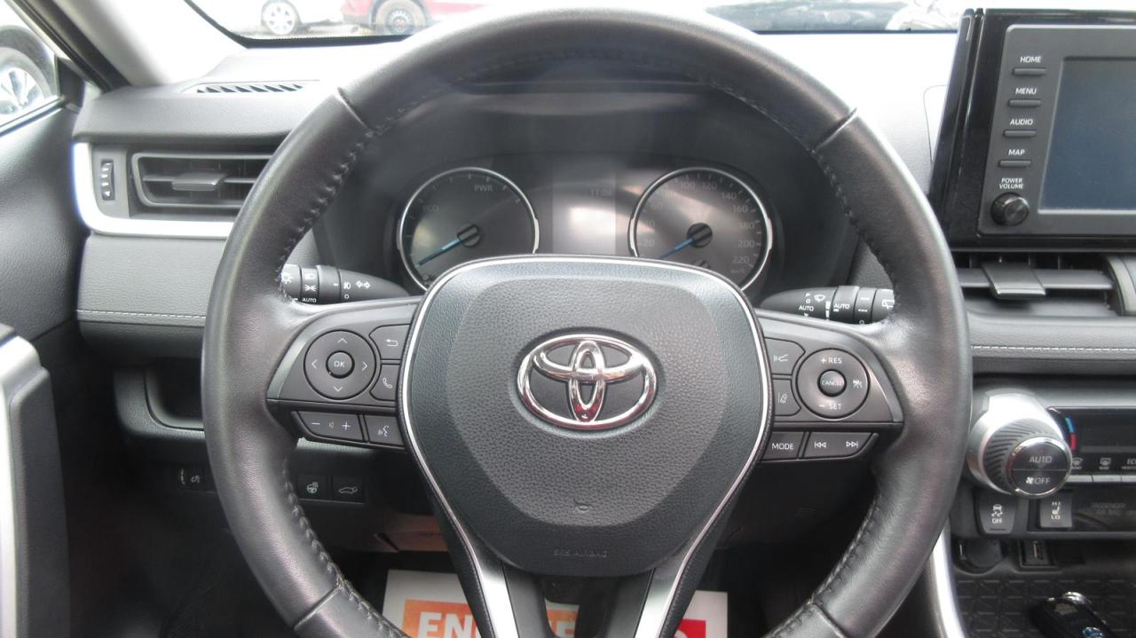 2020 Toyota RAV4 Hybride XLE TI - Photo #12