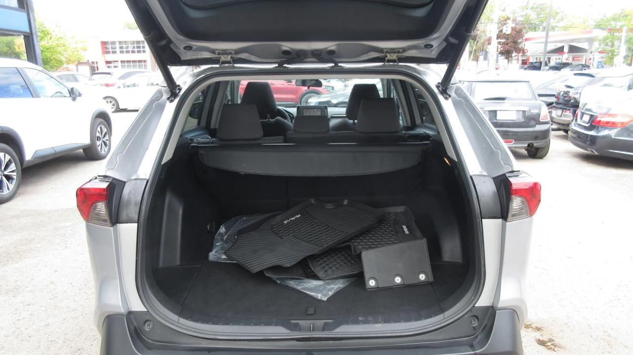 2020 Toyota RAV4 Hybride XLE TI - Photo #22