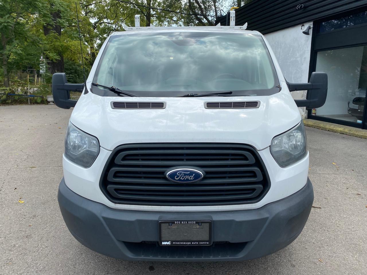2016 Ford Transit Cargo Van T-150 toit bas 130 po PNBV de 8 600 lb porte couli - Photo #14