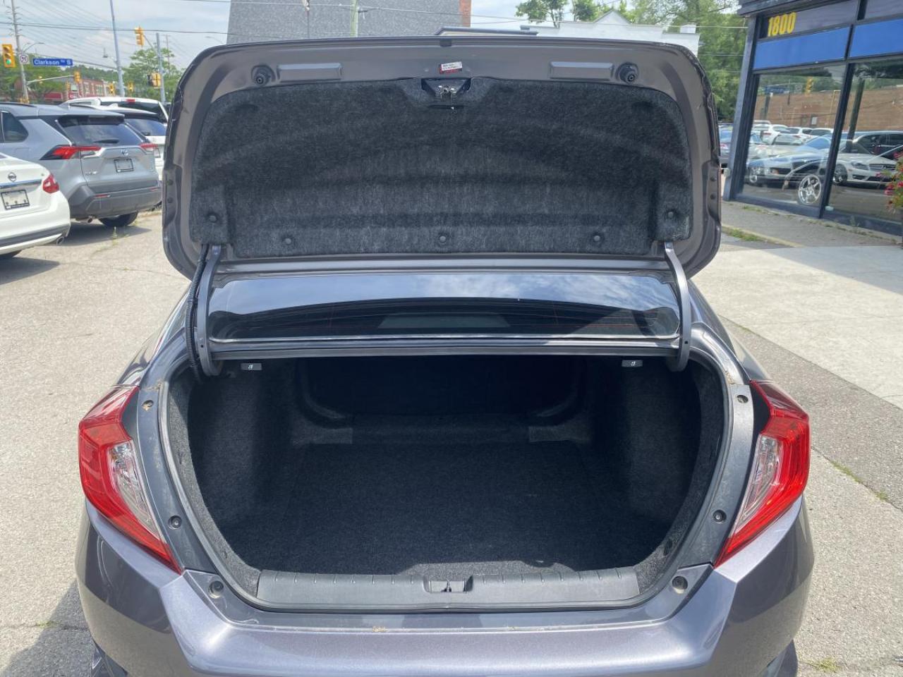 2019 Honda Civic EX CVT - Photo #9