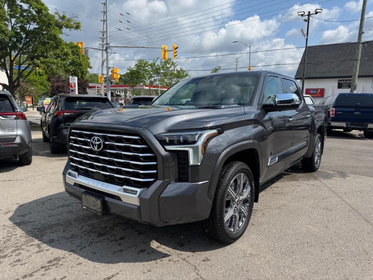 Used 2024 Toyota Tundra Hybrid Capstone hybride CrewMax 4x4 for sale in Mississauga, ON