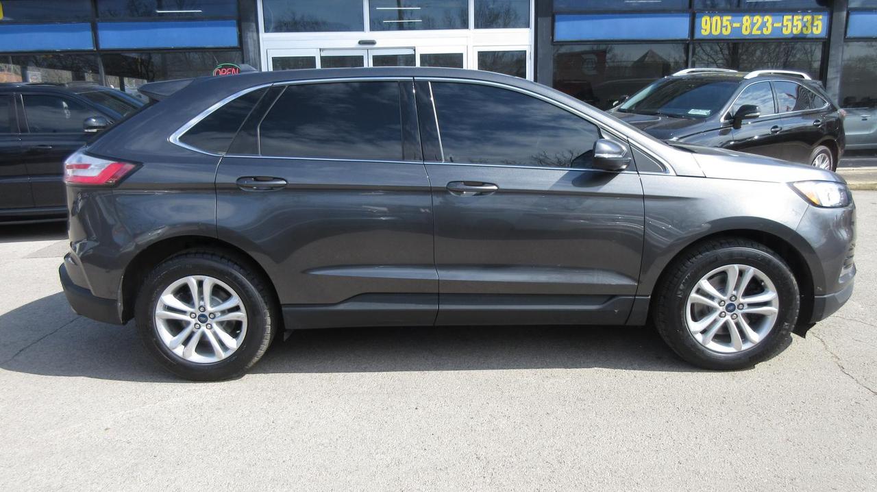 2019 Ford Edge SEL AWD Photo