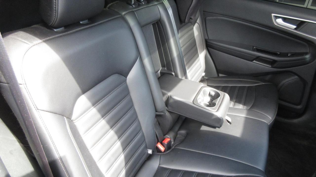 2019 Ford Edge SEL AWD - Photo #24