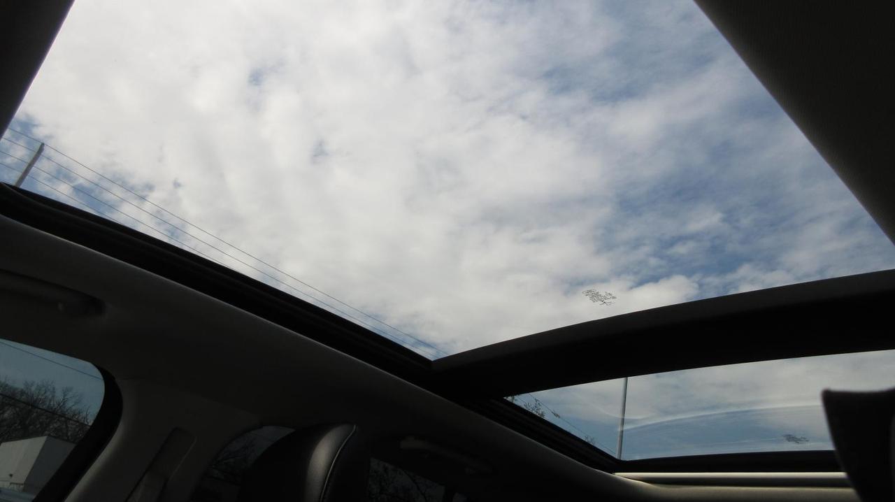 2019 Ford Edge SEL AWD Photo