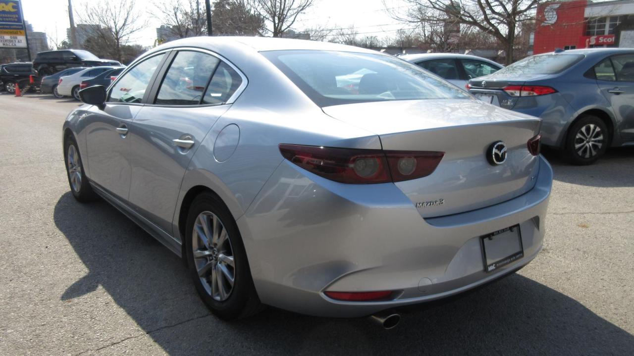 2019 Mazda MAZDA3 GX Auto FWD - Photo #4