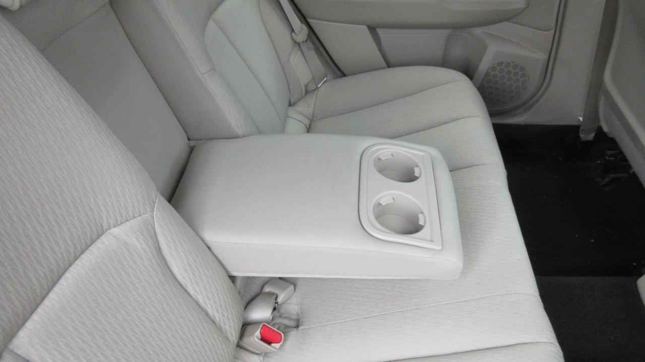 2011 Subaru Outback 5dr Wgn CVT 2.5i Sport w/Limited Pkg - Photo #16