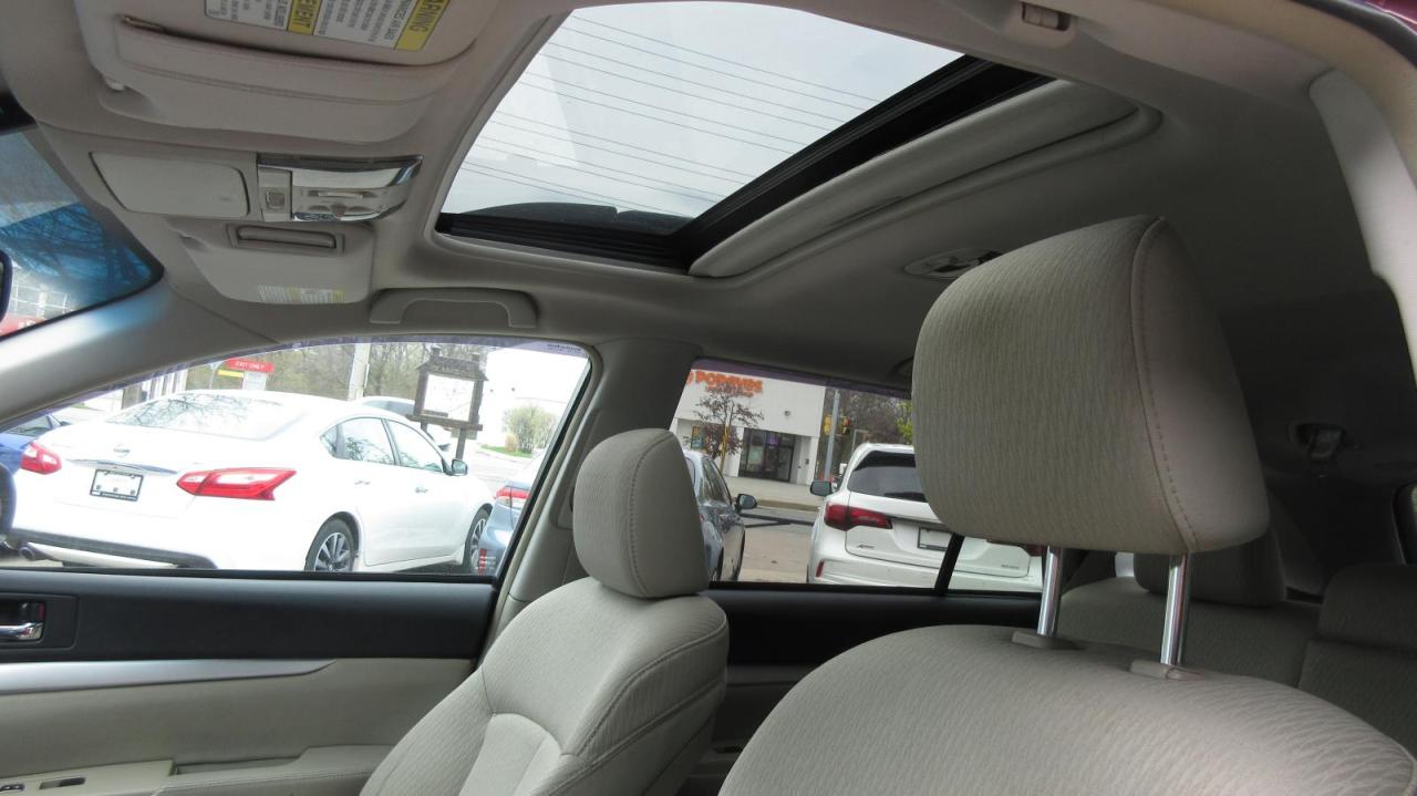 2011 Subaru Outback 5dr Wgn CVT 2.5i Sport w/Limited Pkg - Photo #29