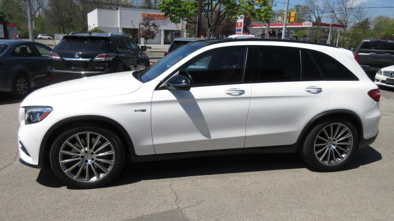 2017 Mercedes-Benz GLC43 AMG 4MATIC 4dr AMG GLC 43 Photo3