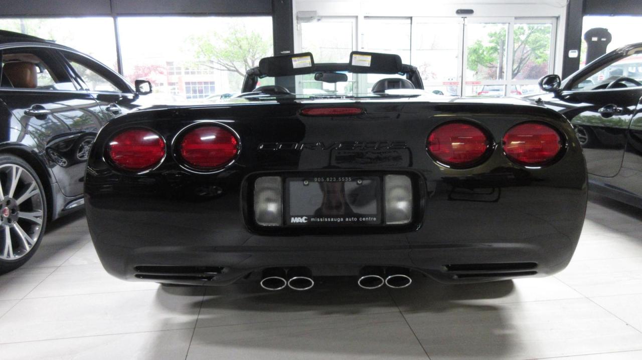 2001 Chevrolet Corvette 2dr Convertible Photo4