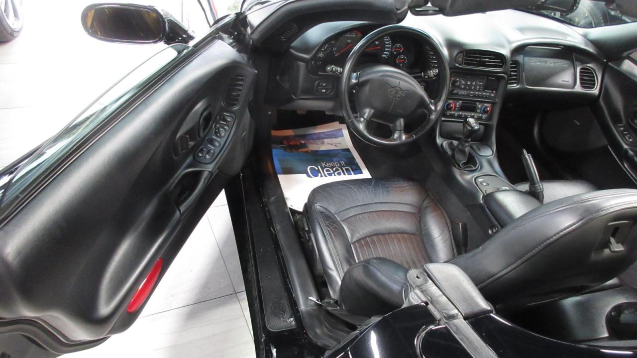 2001 Chevrolet Corvette 2dr Convertible - Photo #20
