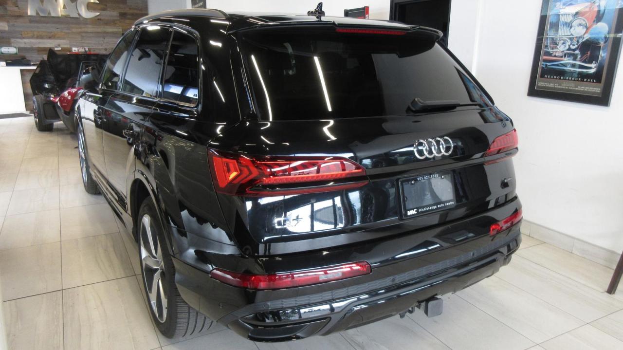 2022 Audi Q7 Progressiv 55 TFSI quattro - Photo #2