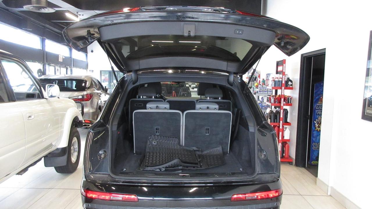 2022 Audi Q7 Progressiv 55 TFSI quattro - Photo #7