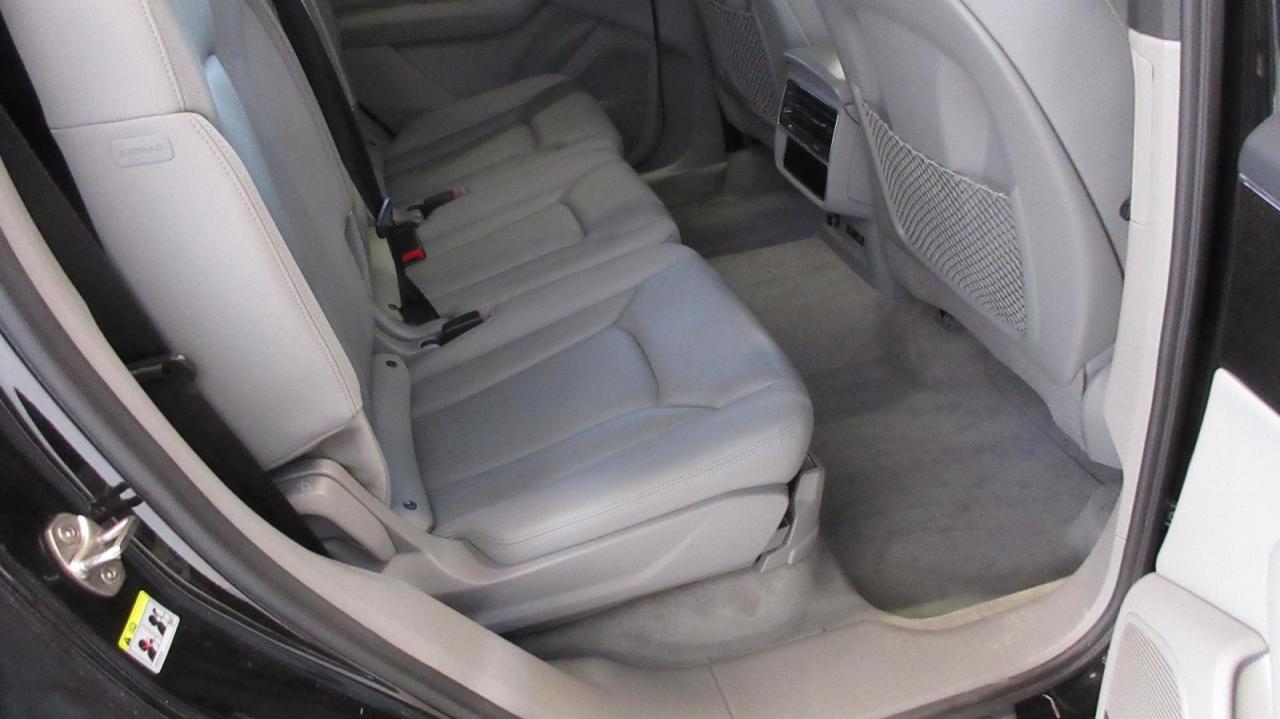 2022 Audi Q7 Progressiv 55 TFSI quattro - Photo #15