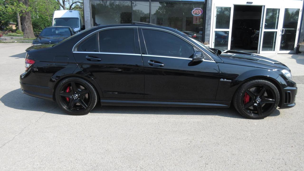 2010 Mercedes-Benz C63 AMG 4dr Sdn C 63 RWD AMG - Photo #8