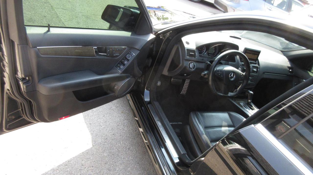 2010 Mercedes-Benz C63 AMG 4dr Sdn C 63 RWD AMG - Photo #26