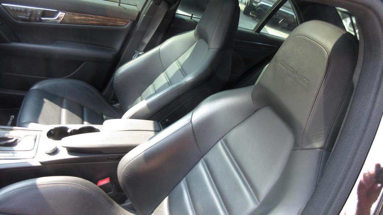 2010 Mercedes-Benz C63 AMG 4dr Sdn C 63 RWD AMG - Photo #32
