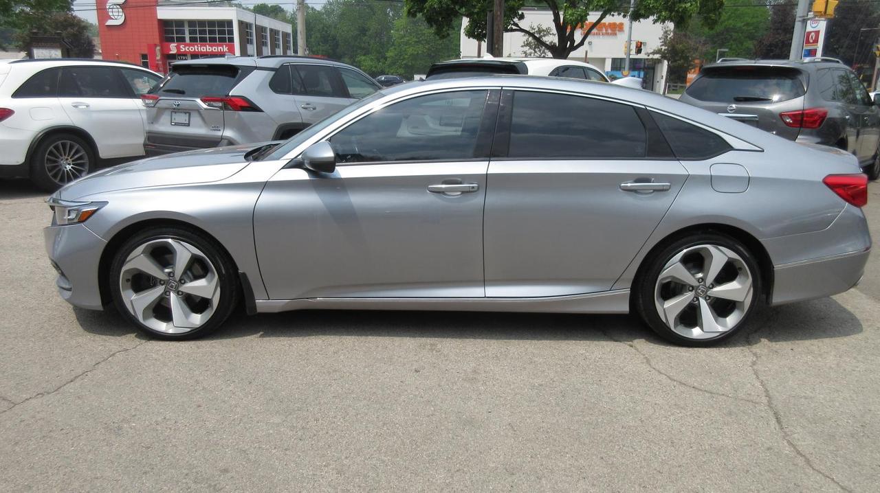 2020 Honda Accord Sedan Touring CVT Photo