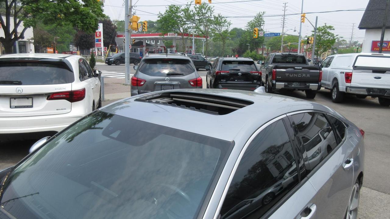 2020 Honda Accord Sedan Touring CVT Photo