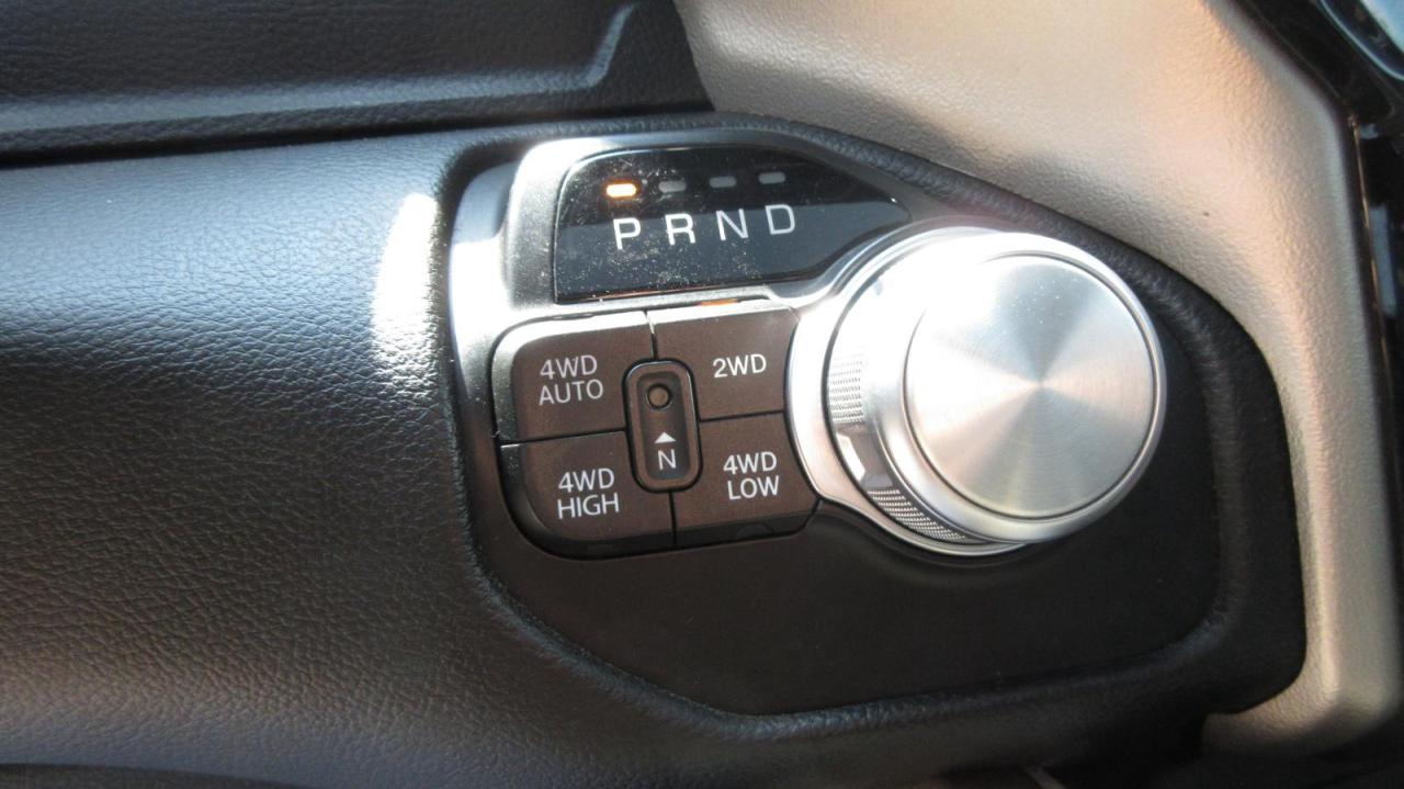 2019 RAM 1500 Limited 4x4 Crew Cab 5'7" Box - Photo #38