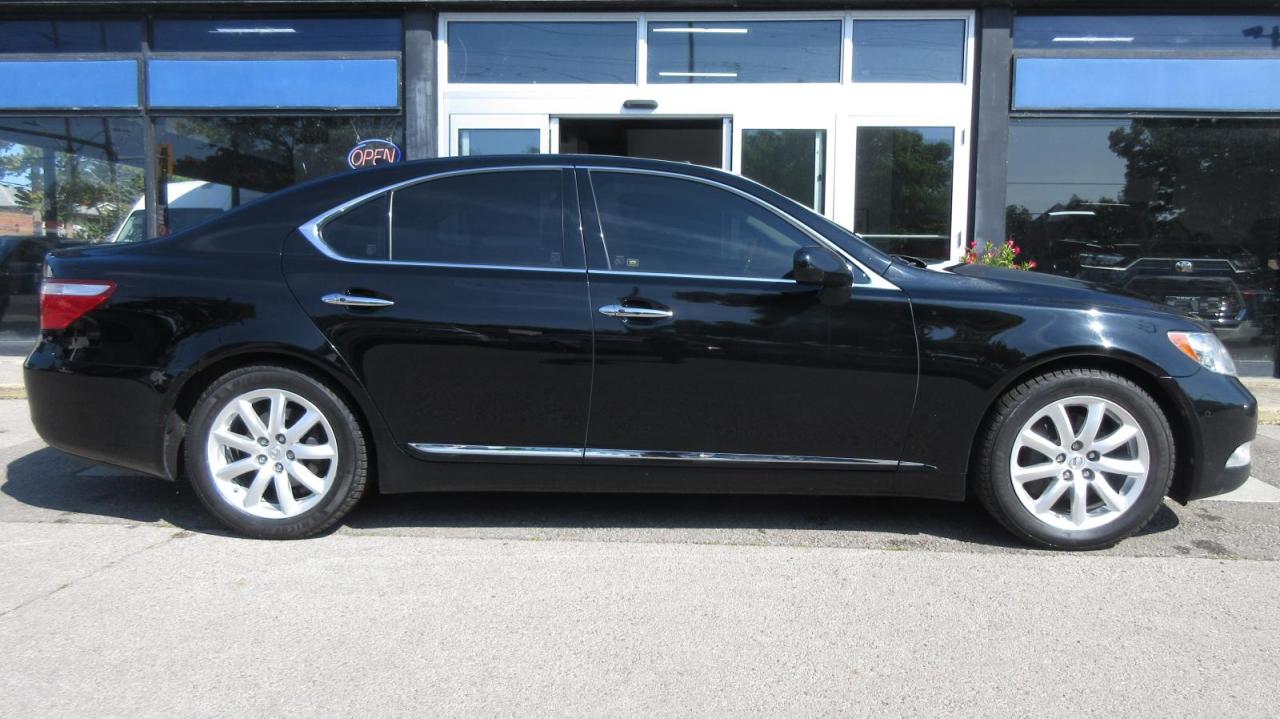 2008 Lexus LS 460 SWB Photo3