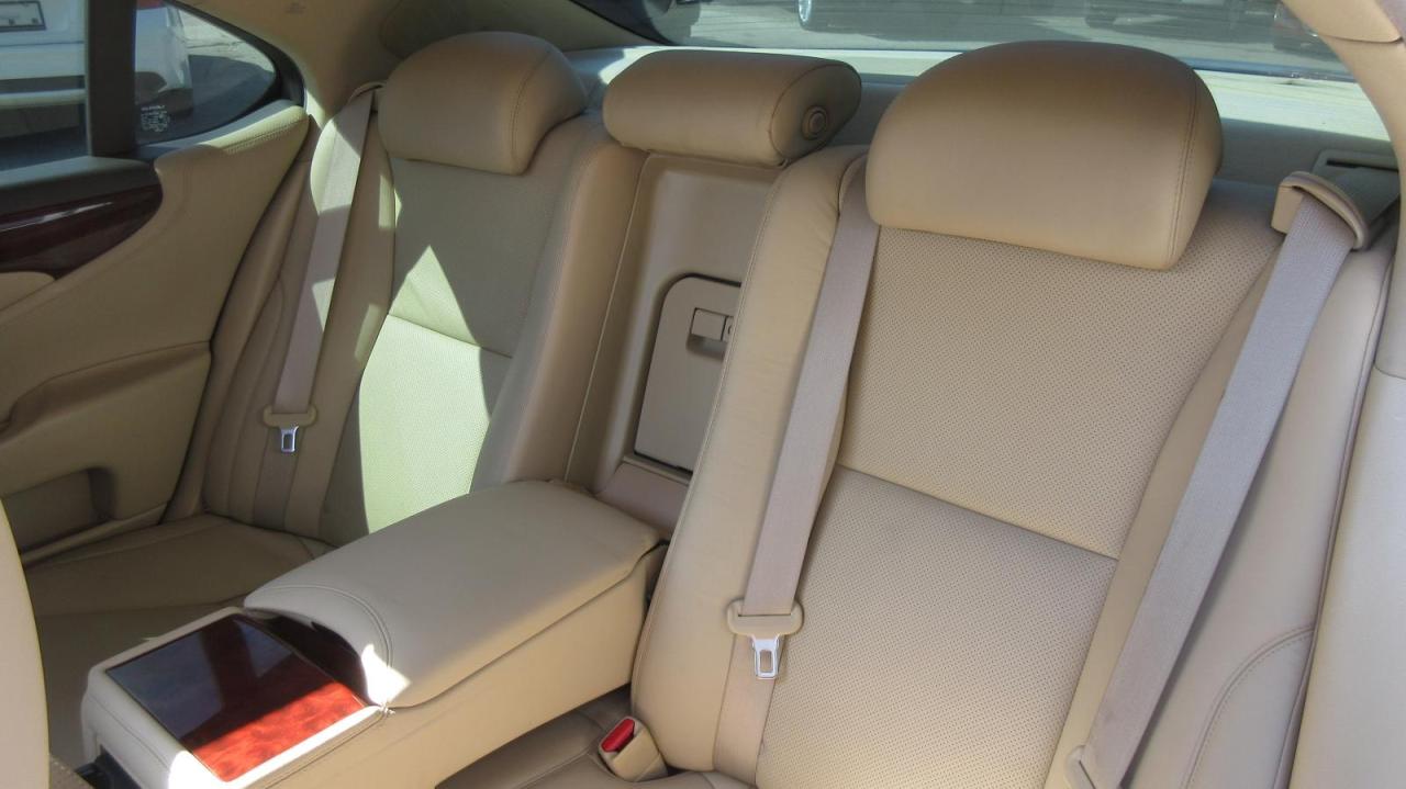 2008 Lexus LS 460 4dr Sdn SWB - Photo #18