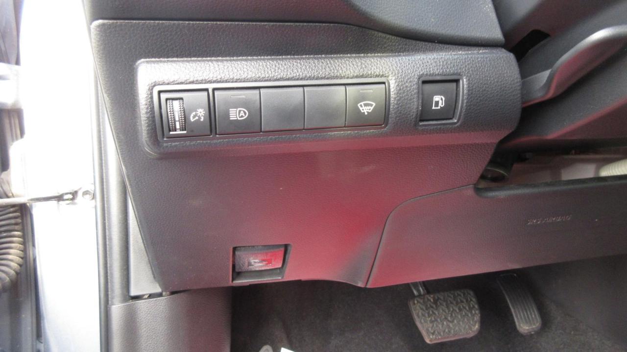 2023 Toyota Corolla Hybrid Hybrid LE CVT - Photo #12