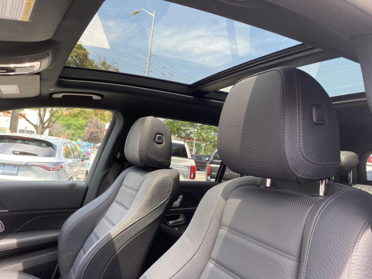 2022 Mercedes-Benz GLS450 GLS 450 4MATIC SUV - Photo #35