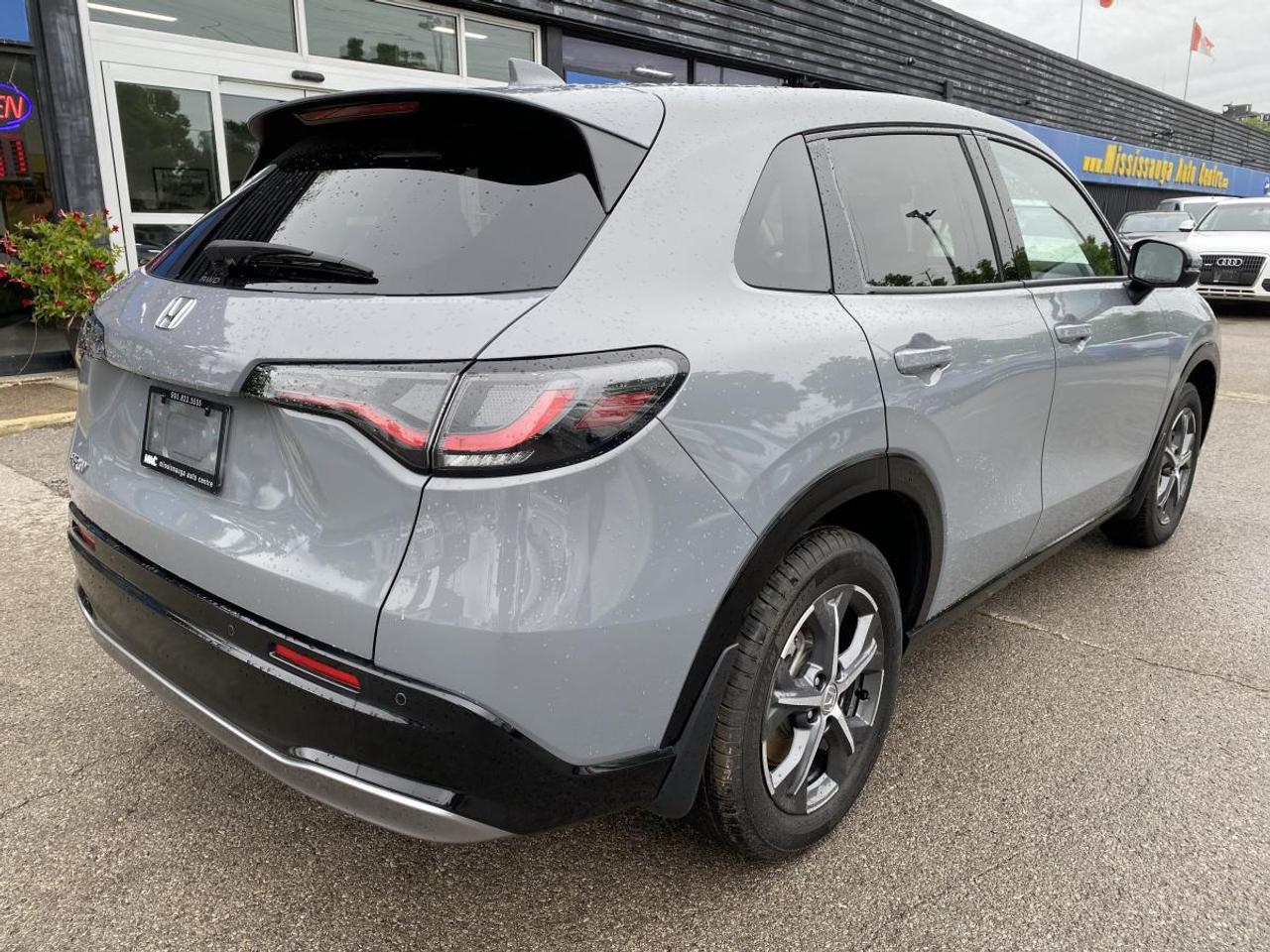 2024 Honda HR-V EX-L NAVI Photo4
