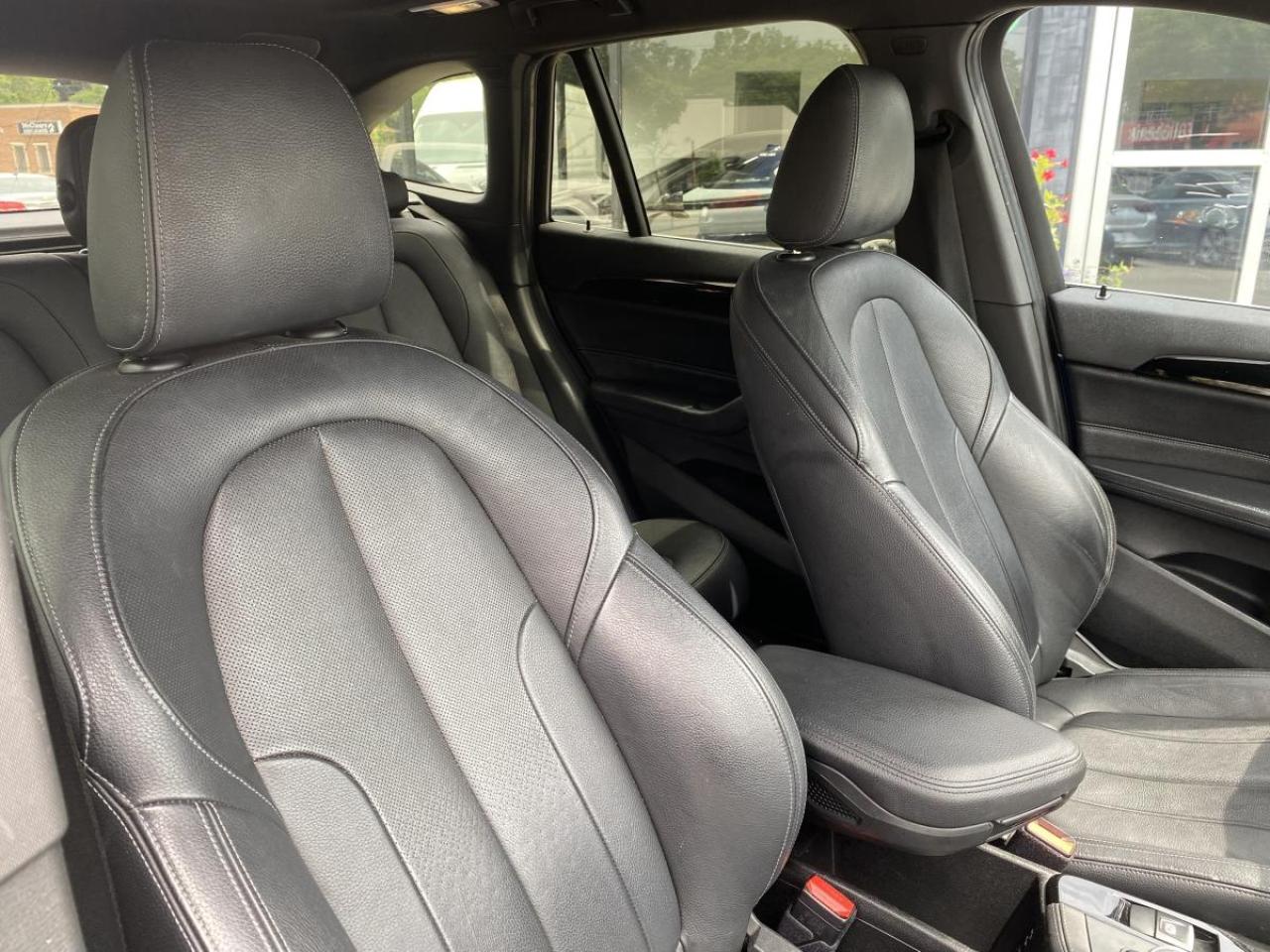 2016 BMW X1 AWD 4dr xDrive28i - Photo #22