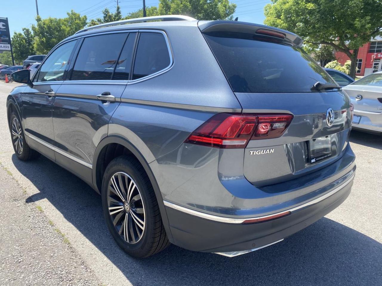 2019 Volkswagen Tiguan Highline 4MOTION Photo2